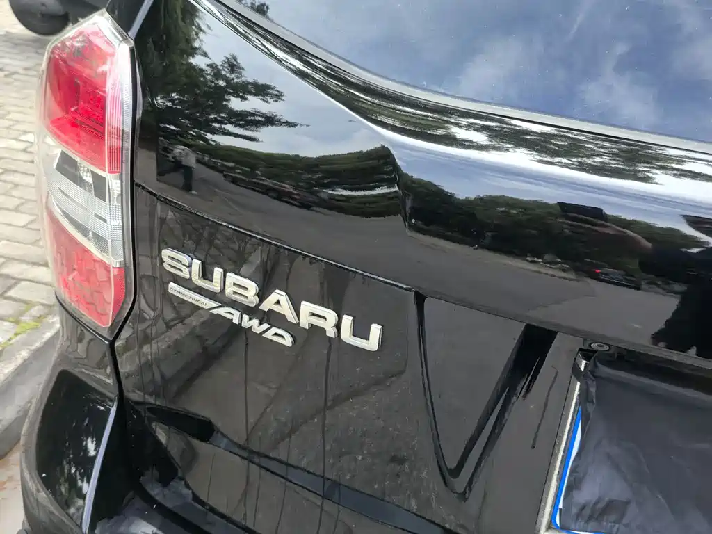 Subaru Forester 2015 — фото 10