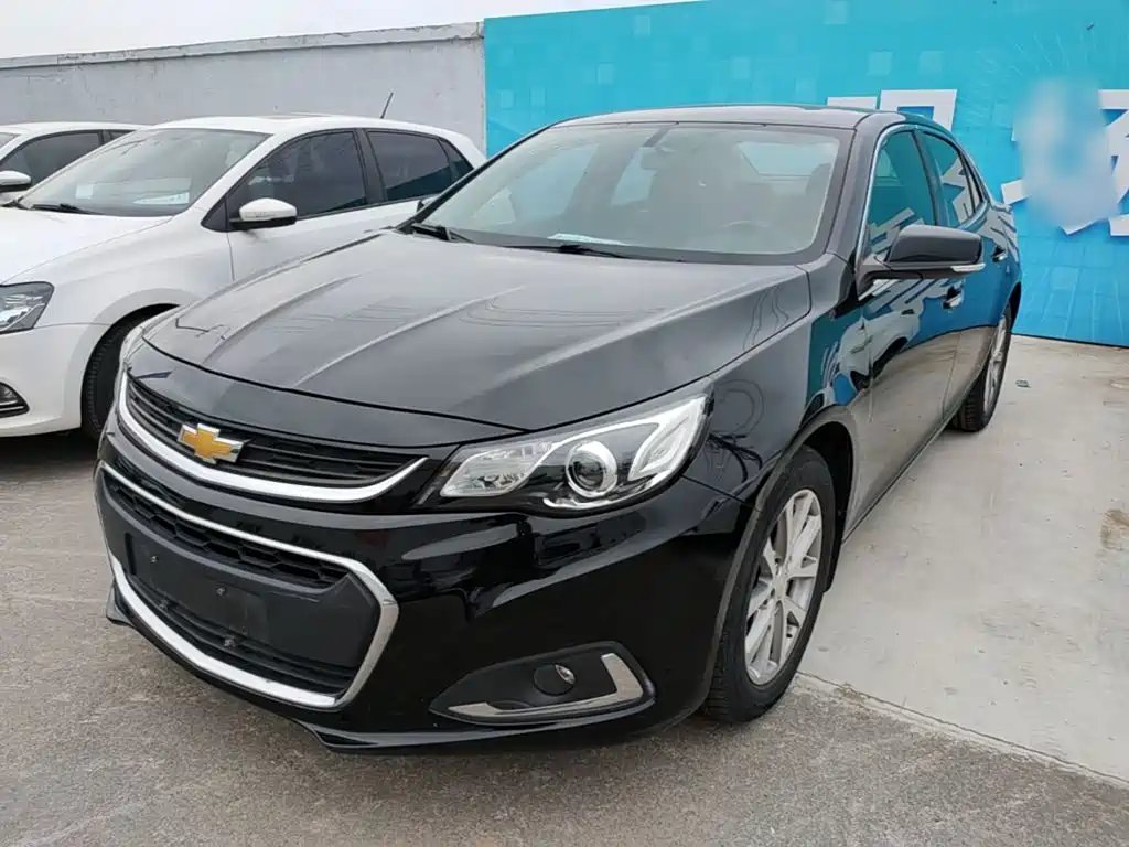 Chevrolet Malibu 2017 — фото 1