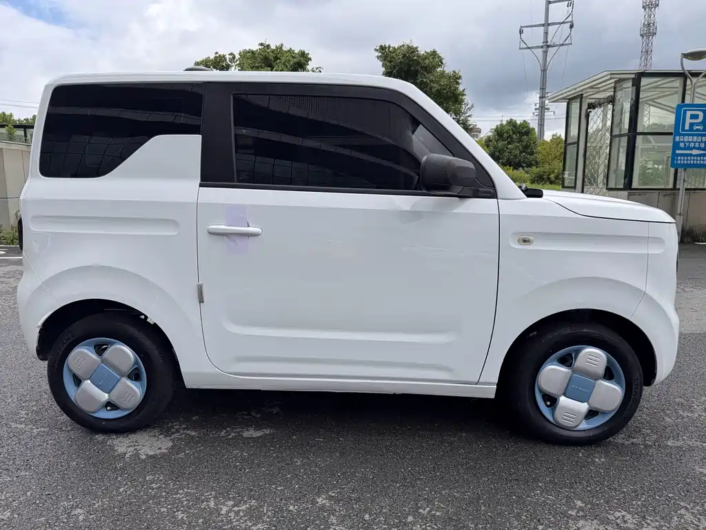 Geely Galaxy Panda 2023 — фото 19