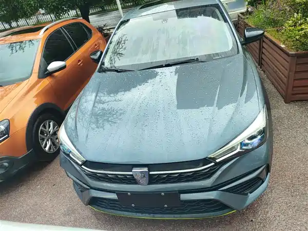 Roewe i5 2021