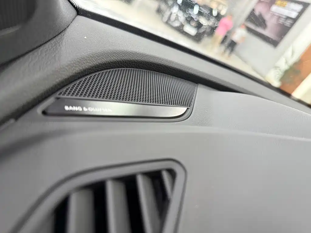 Audi Q5L Sportback 2021 — фото 17