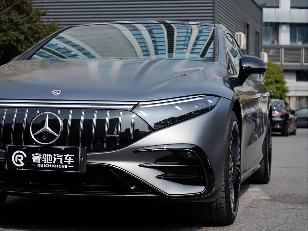 Mercedes-Benz EQS AMG 2025 — фото 7