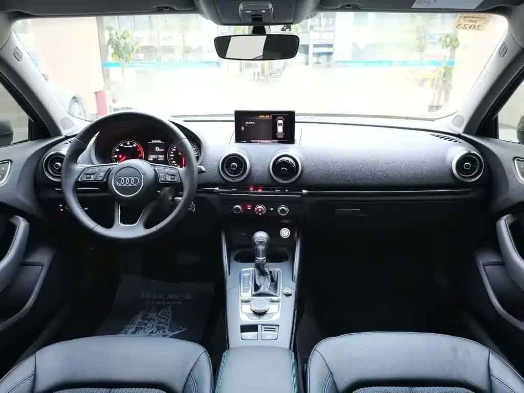 BMW 5 Series 2015 — фото 15