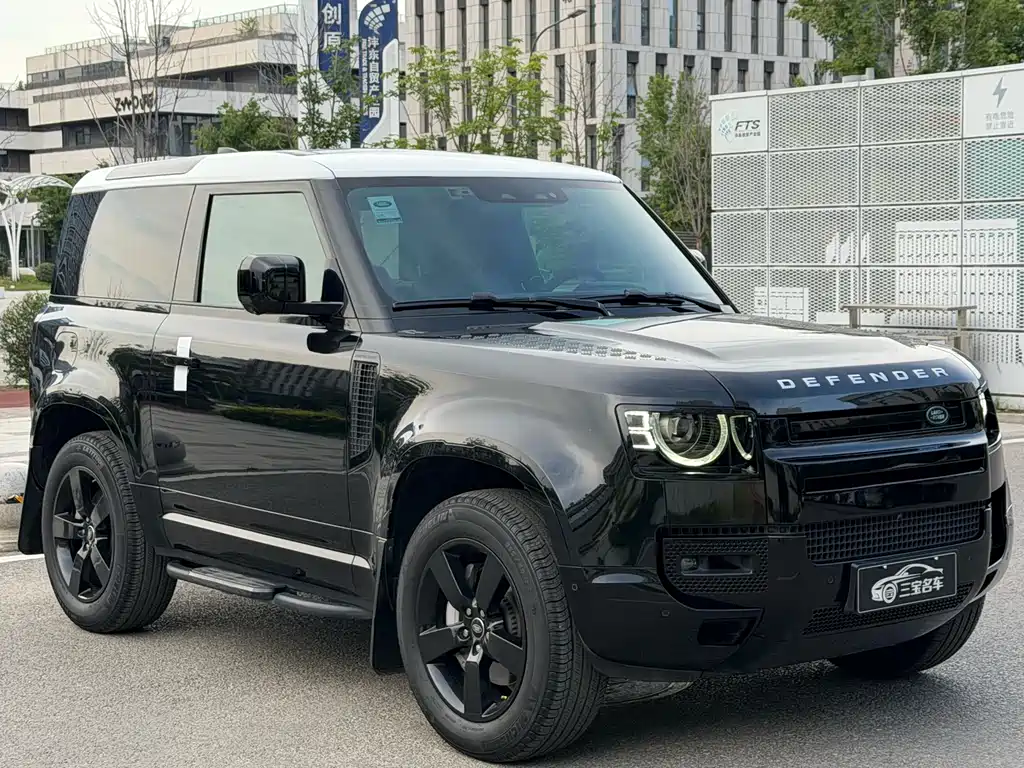 Land Rover Defender 2023 — фото 1