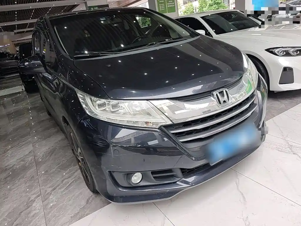 Honda Odyssey 2016 — фото 4