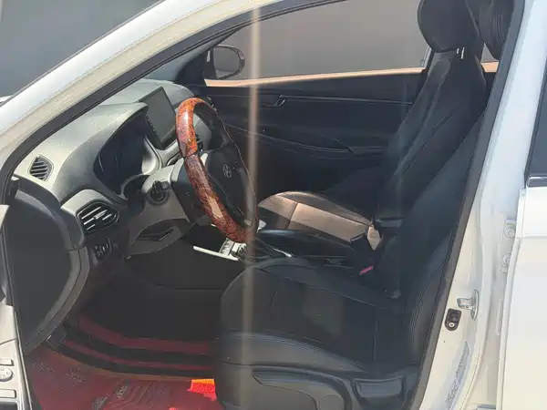Hyundai Yuedong 2021