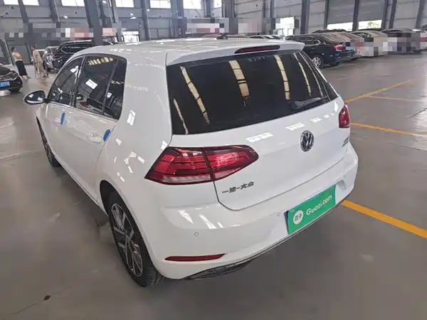 Volkswagen Golf 2020