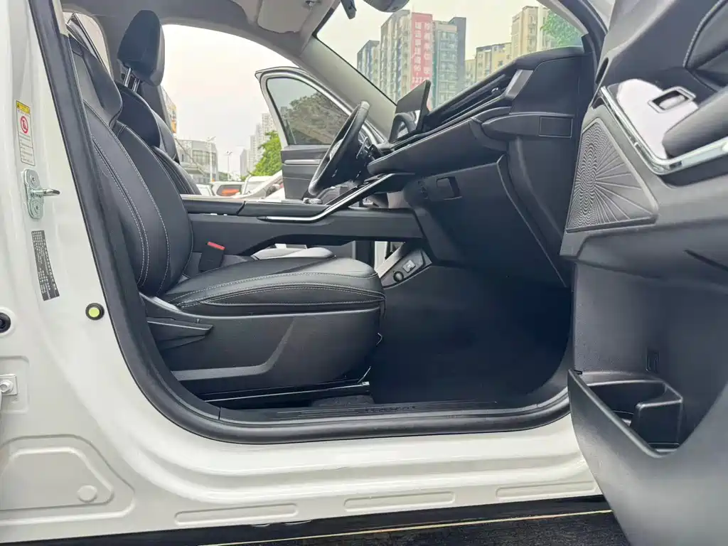 Haval H6 2023 — фото 12