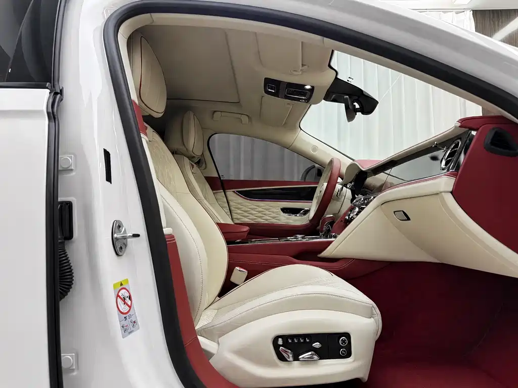 Bentley Flying Spur 2022 — фото 13