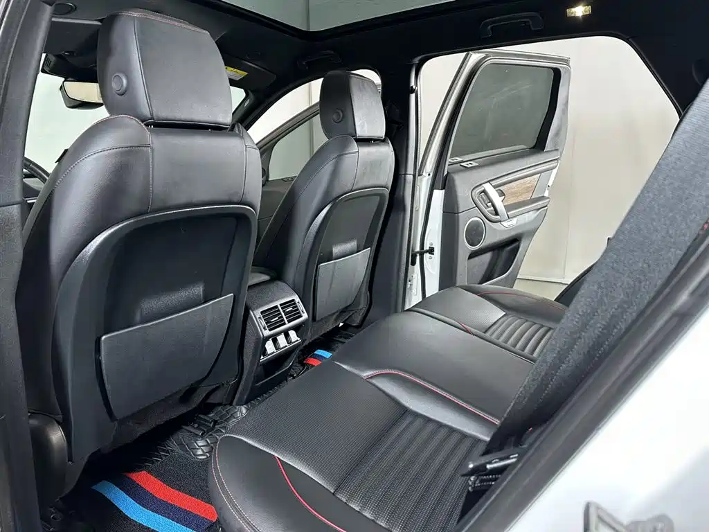 Land Rover Discovery Sport 2022 — фото 15