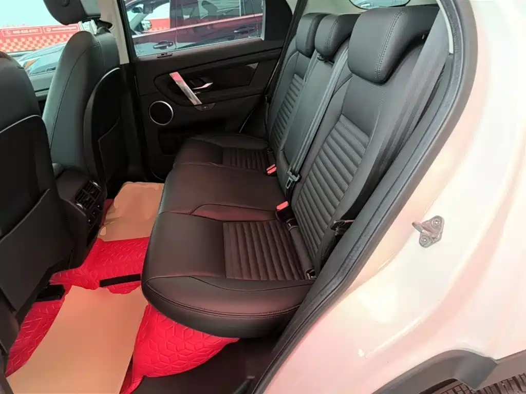 Land Rover Discovery Sport 2020 — фото 17