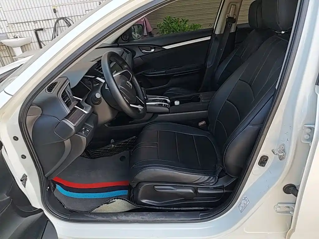 Honda Civic 2020 — фото 15