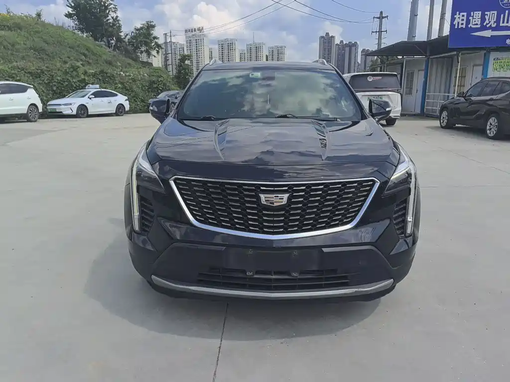 Cadillac XT4 2020 — фото 2
