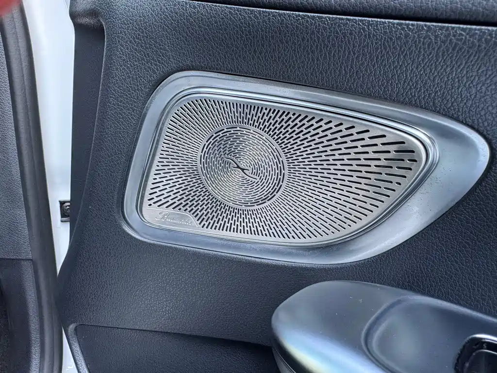 Mercedes-Benz C-Class 2022 — фото 27