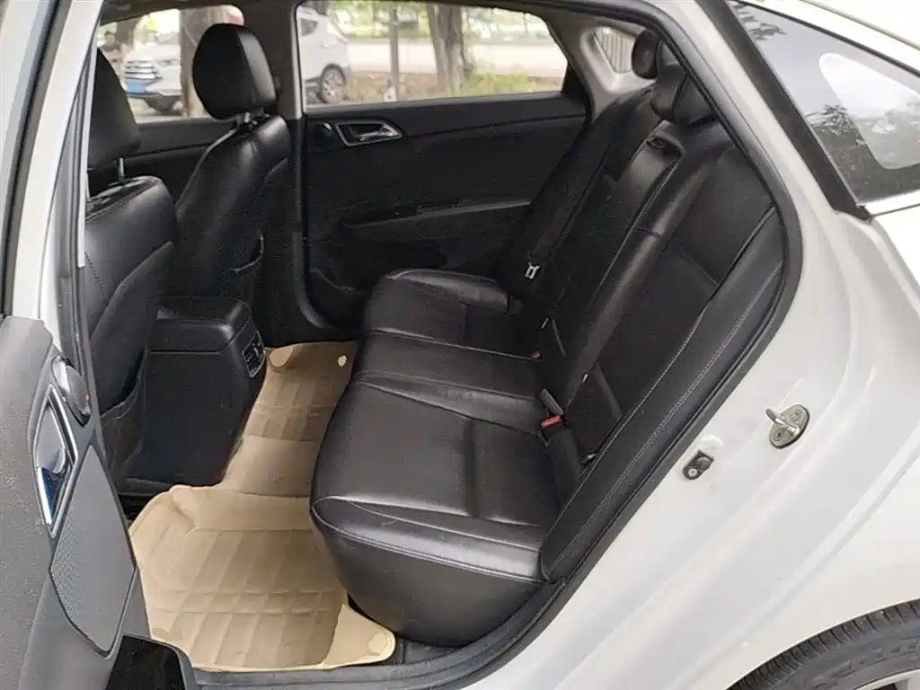 Hyundai Mistra 2016 — фото 17