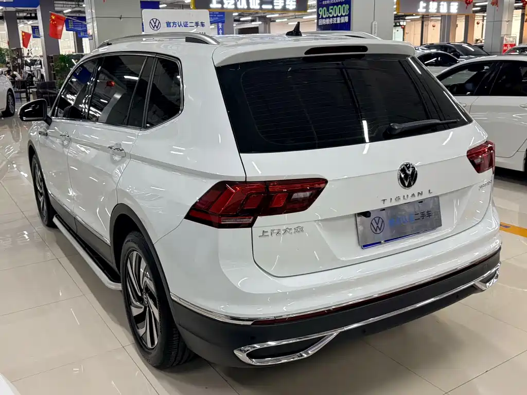 Volkswagen Tiguan L 2023 — фото 7