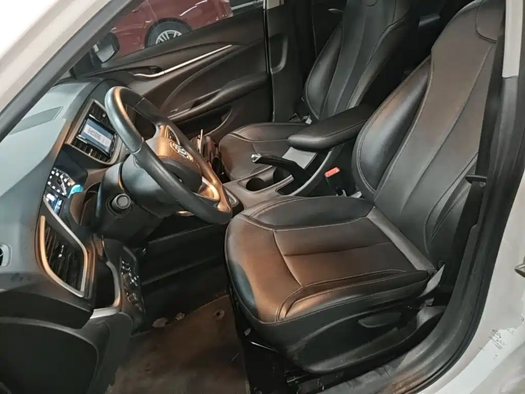 Buick Excelle 2020 — фото 15