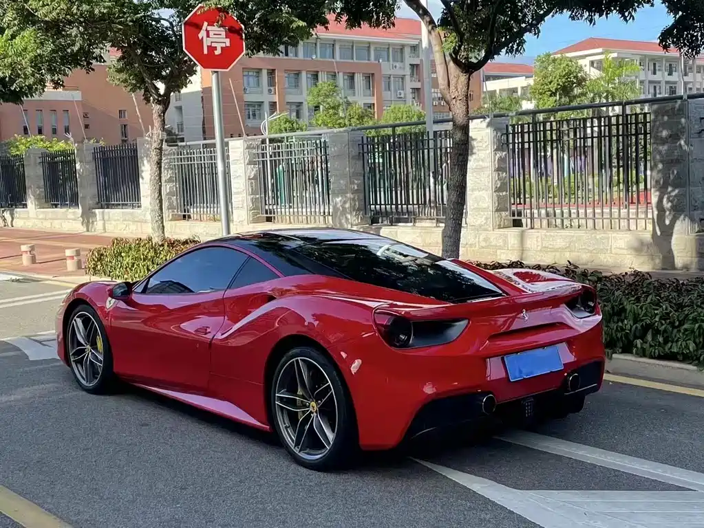 Ferrari 488 2016 — фото 7