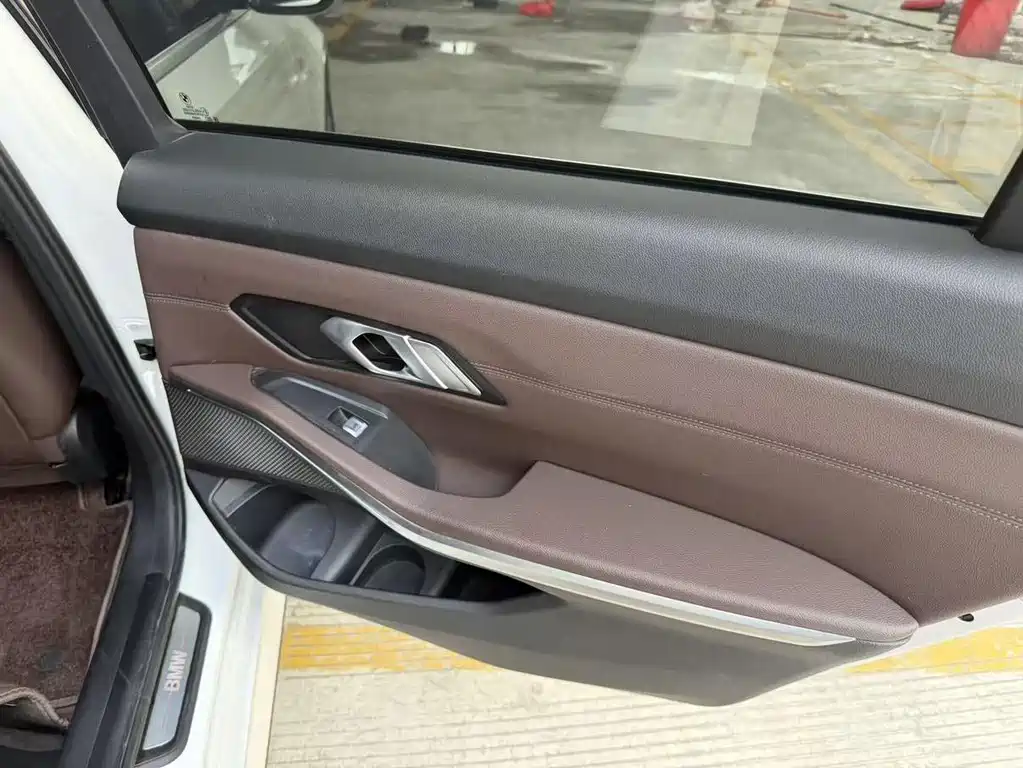 BMW i3 2022