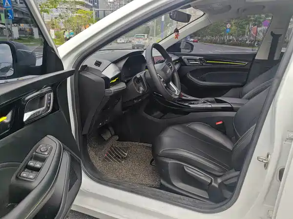 Roewe i5 2021