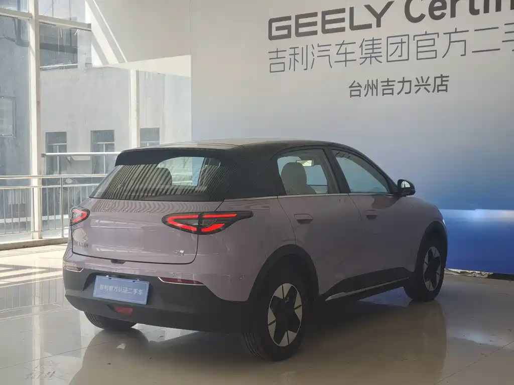 Geely Galaxy Starwish 2025 — фото 11