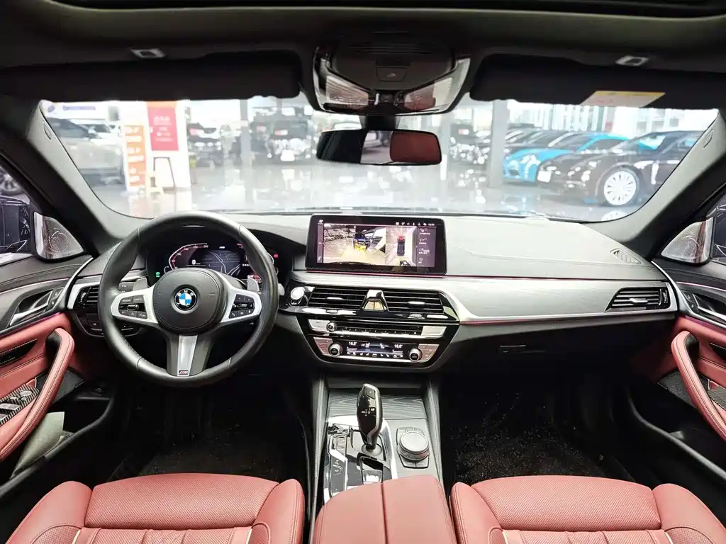 BMW 5 Series 2022 — фото 13