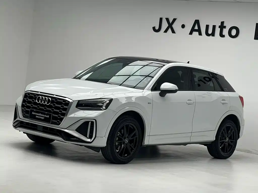 Audi Q2L 2022