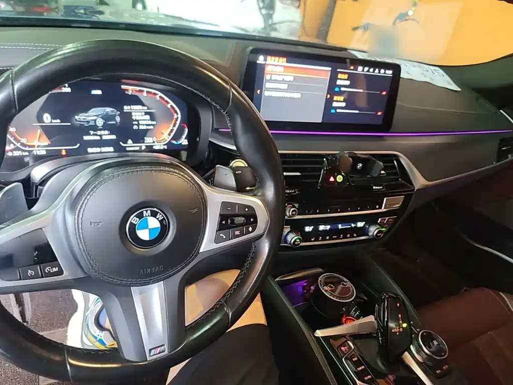 BMW 5 Series 2022