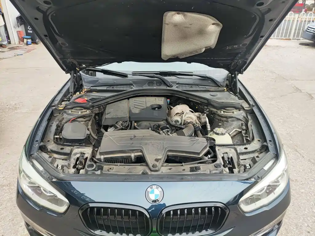 BMW 1 Series 2015 — фото 16