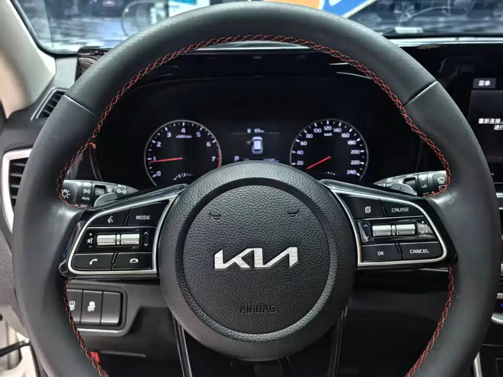 Kia KX3 Proud Running 2022 — фото 15