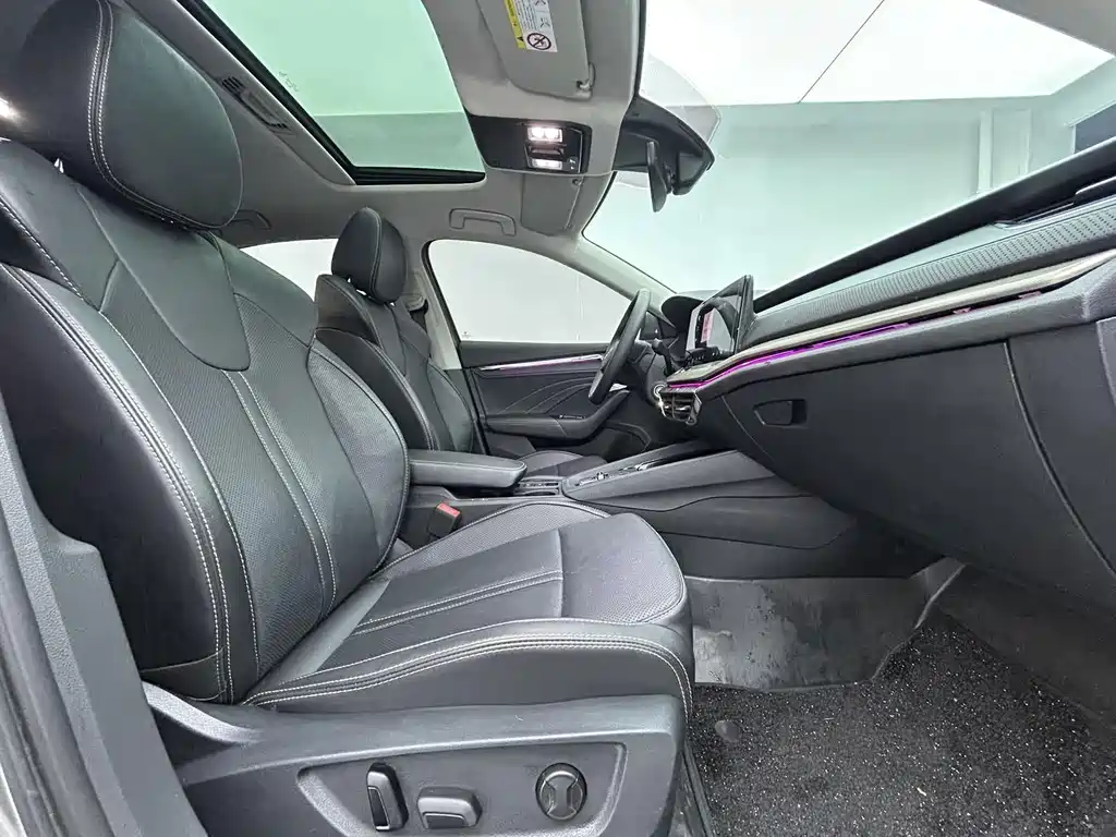 Skoda Octavia 2022 — фото 12