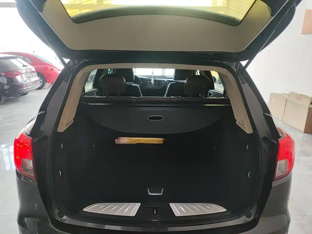 Buick Envision Plus 2016 — фото 15