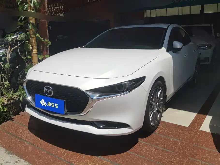 Mazda 3 Angkesela 2025