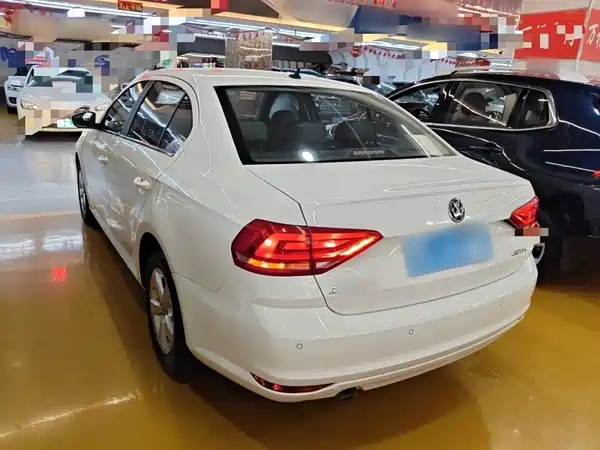 Volkswagen Lavida 2016