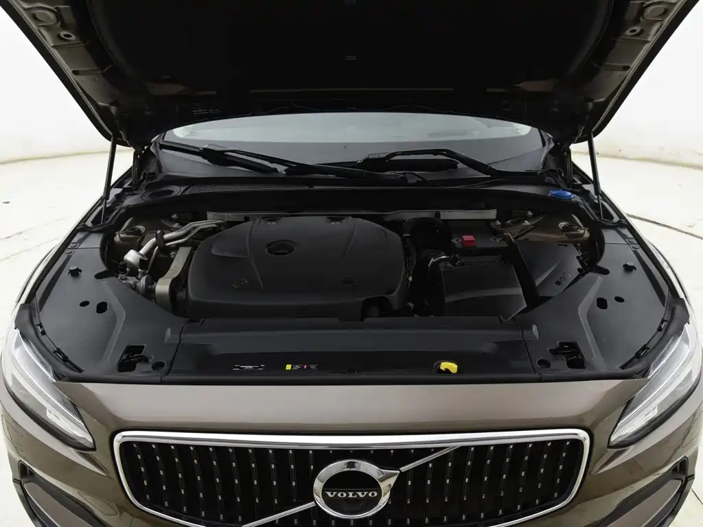 Volvo V90 2018 — фото 10