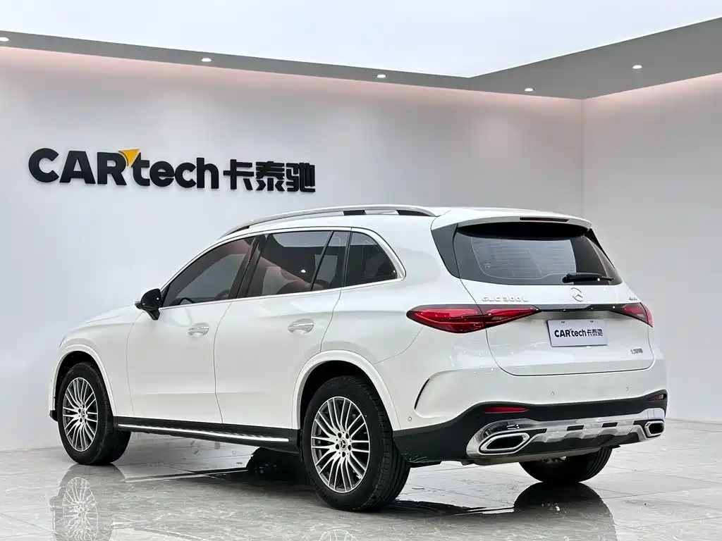 Mercedes-Benz GLC 2023