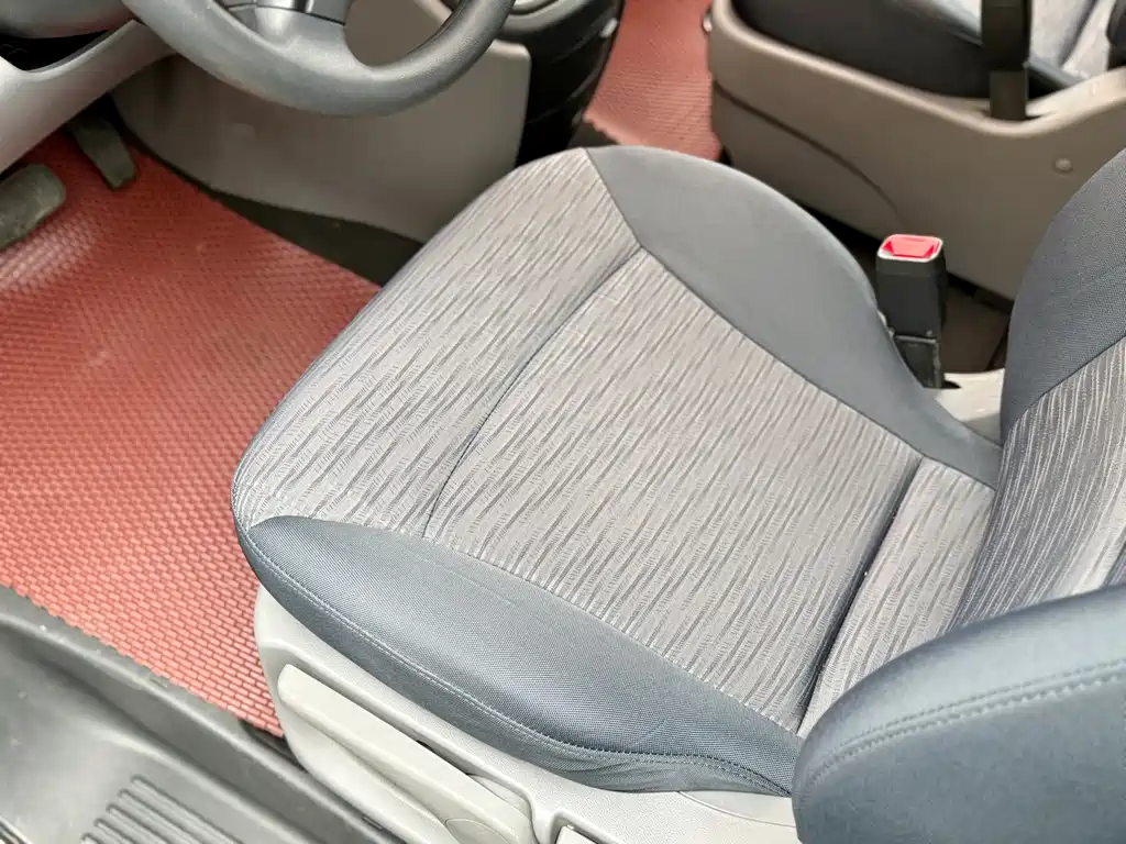Hyundai H-1 2016 — фото 10