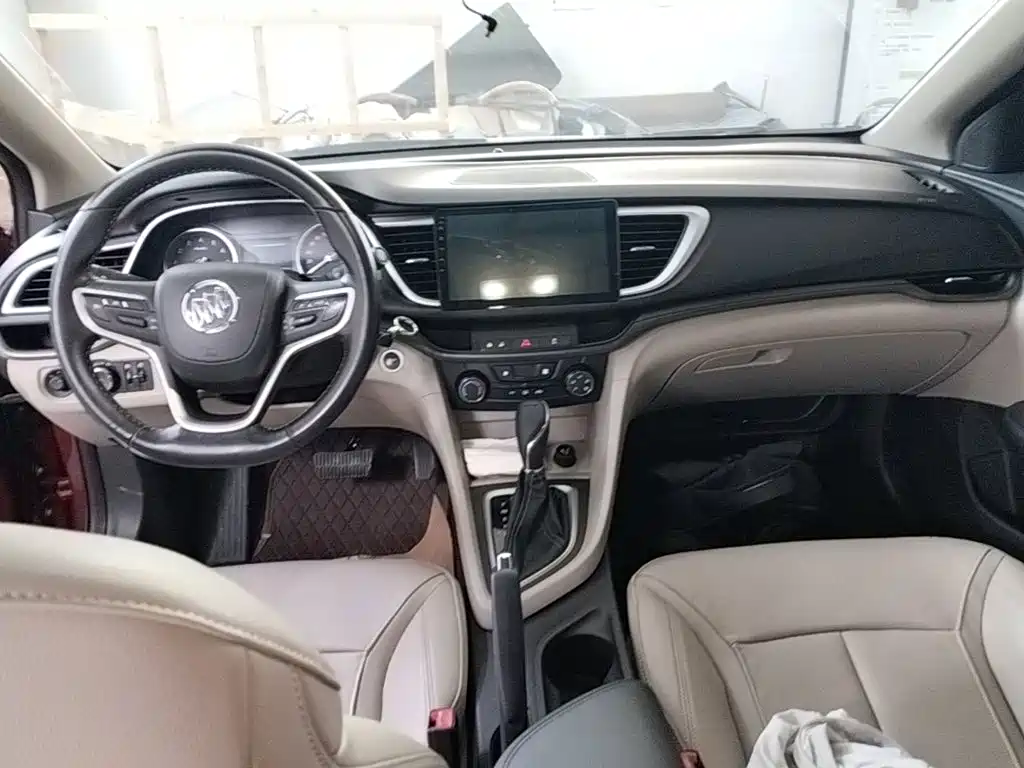 Buick Excelle 2017 — фото 10