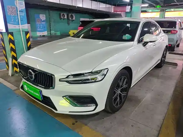 Volvo S60 2026