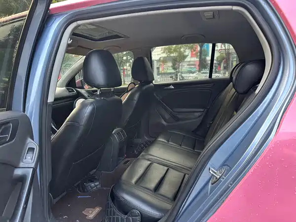 Volkswagen Golf 2010