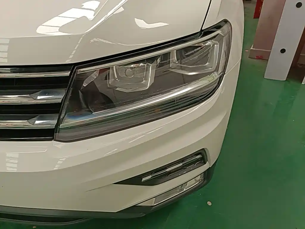 Volkswagen Tiguan L 2020 — фото 24