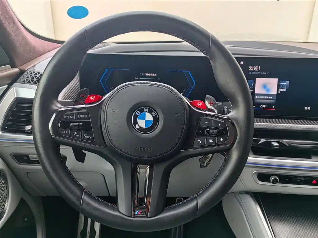 BMW XM 2024 — фото 14