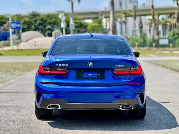 BMW 3 Series 2021