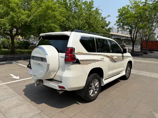 Toyota Prado 2018