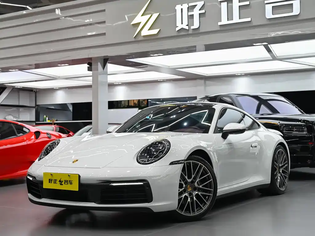 Porsche 911 2023