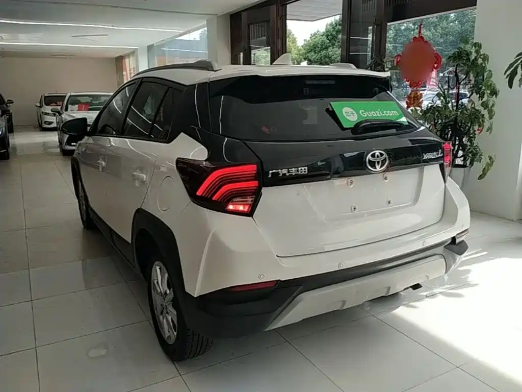Toyota Yaris L 2020