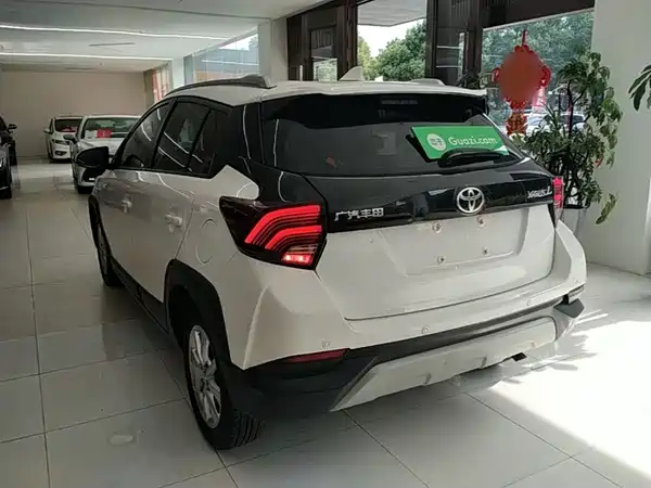 Toyota Yaris L 2020