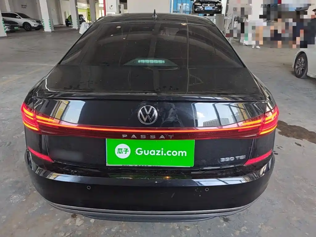 Volkswagen Passat 2023