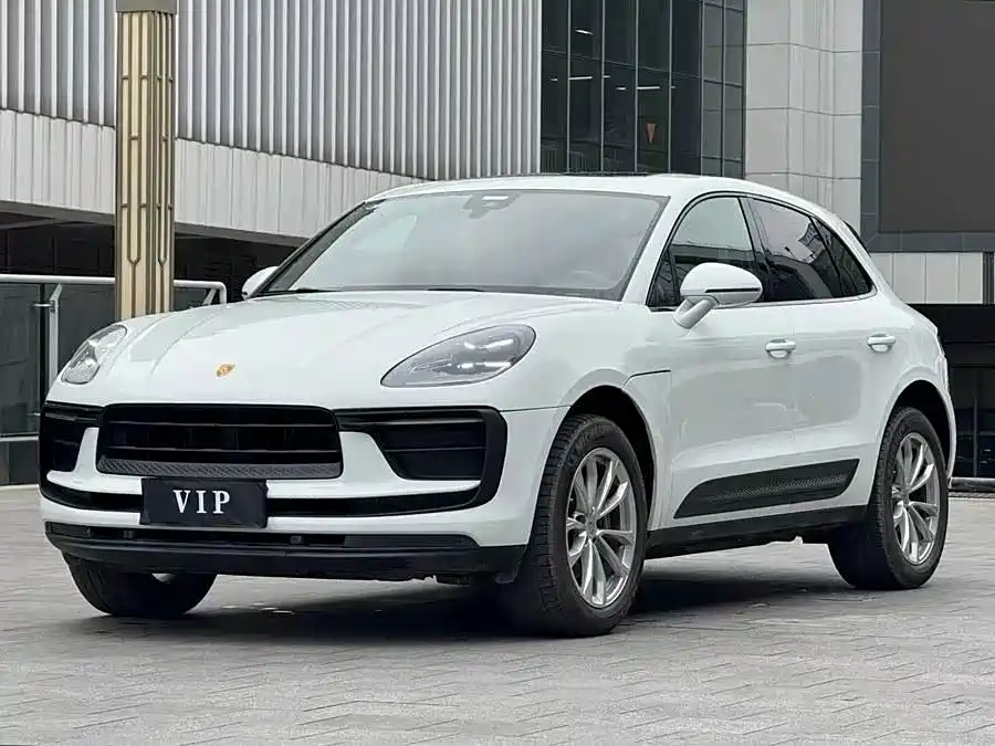 Porsche Macan 2021 — фото 1