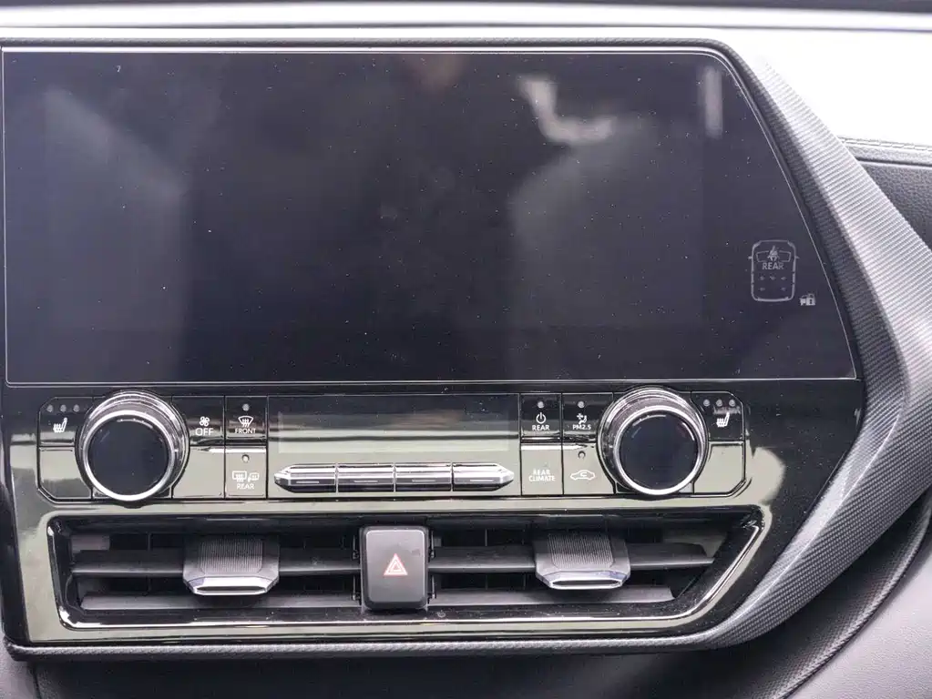 Toyota Crown Kluger 2022 — фото 14
